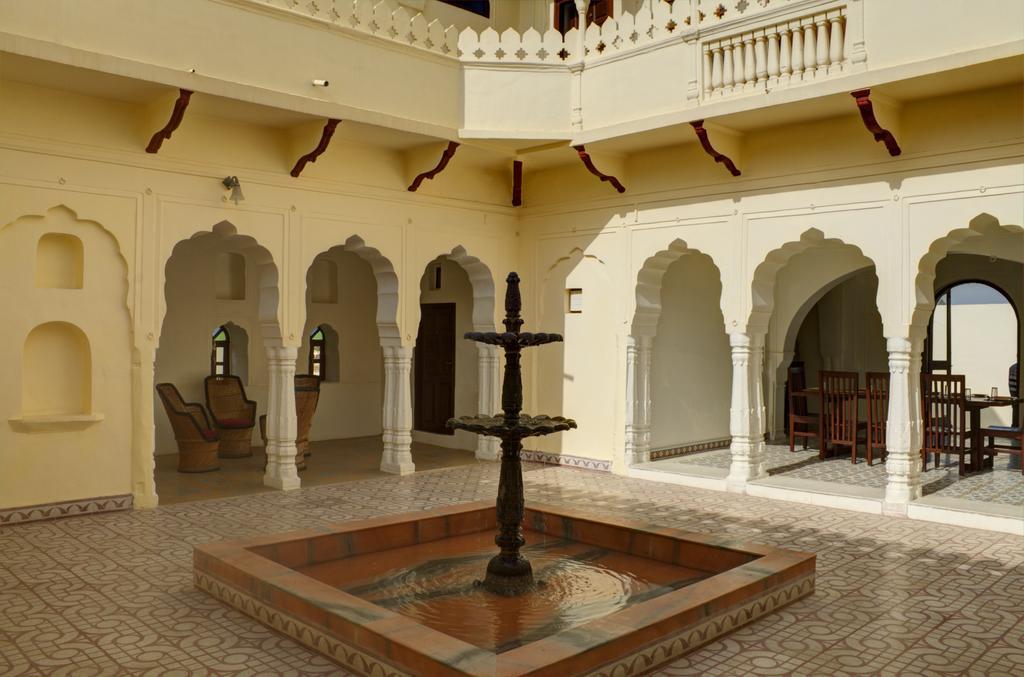 Amritara Surajgarh Fort Exteriér fotografie